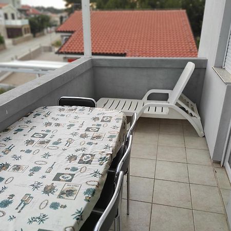 Apartment Marina Vir Exterior photo