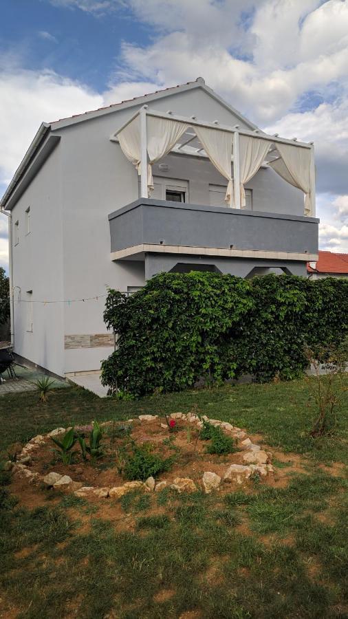 Apartment Marina Vir Exterior photo