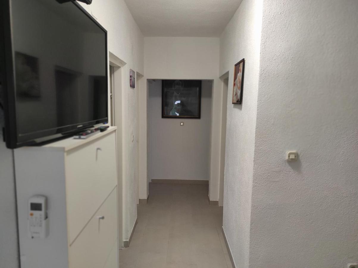 Apartment Marina Vir Exterior photo